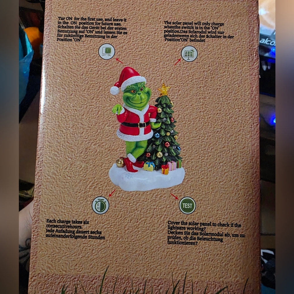 NEW Grinch Solar Garden Christmas Statue - Festive Green and Red - Picture 3 of 3
